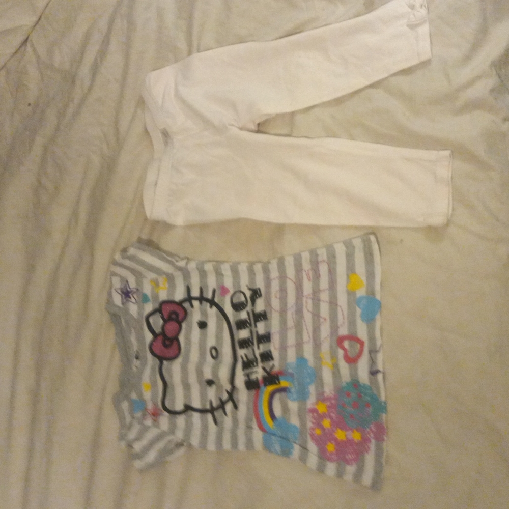 Girls hello kitty outfit